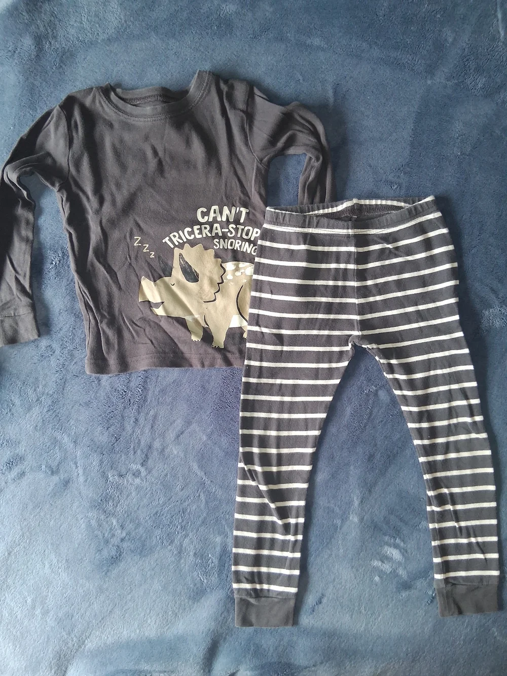 Carters Boys Pajamas Lot Size 5T 2 Piece Sets Snug Fit Dinosaur Monster
